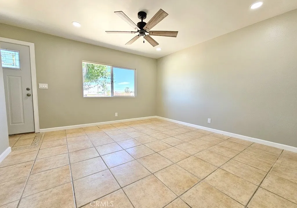 917 S Yorktown, Ridgecrest, CA 93555 - Photo 4 of 15, Ridgecrest, CA