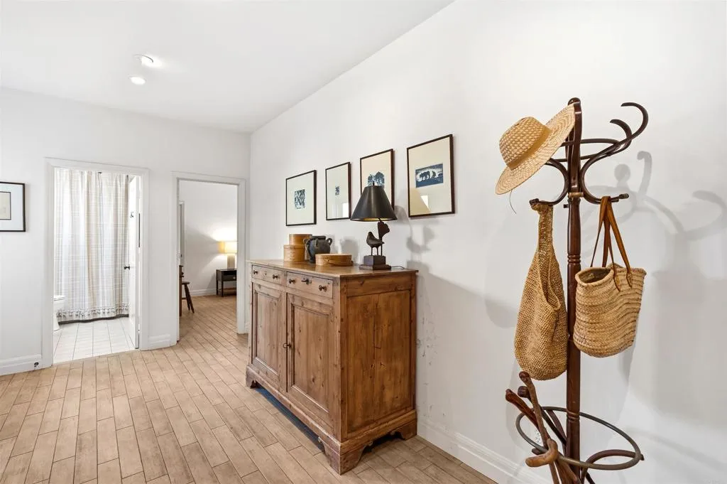 https://cdn.realtyfeed.com/cdn/127/306637423/0330147d5f02d1c7145ff0c24ab8c67b.webp