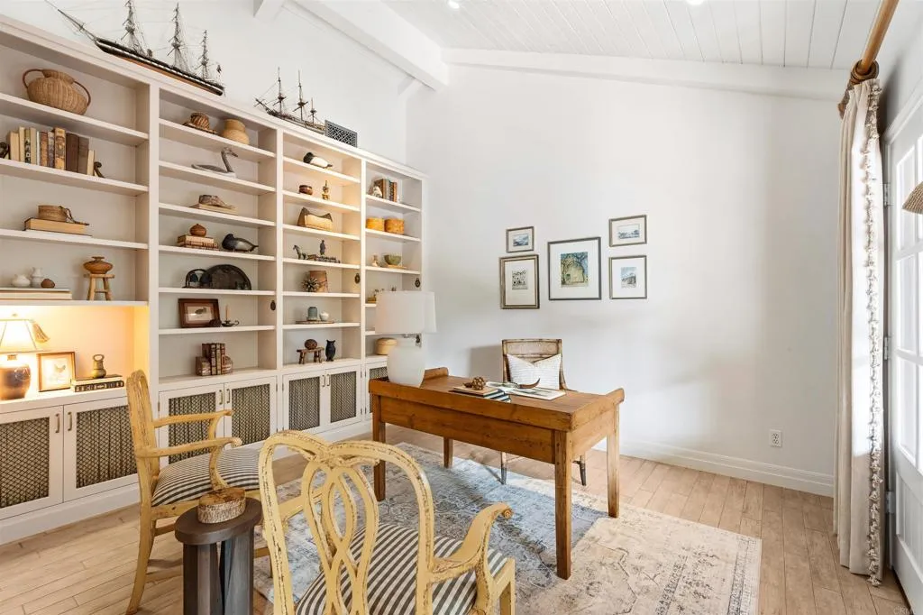 https://cdn.realtyfeed.com/cdn/127/306637423/198074de2d787a0f43933f0feec1d2eb.webp
