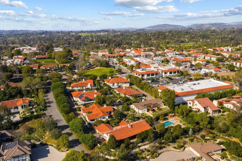 https://cdn.realtyfeed.com/cdn/127/306637423/cea3c9a91fc6c29c1ba4a5c90c48fd68.webp