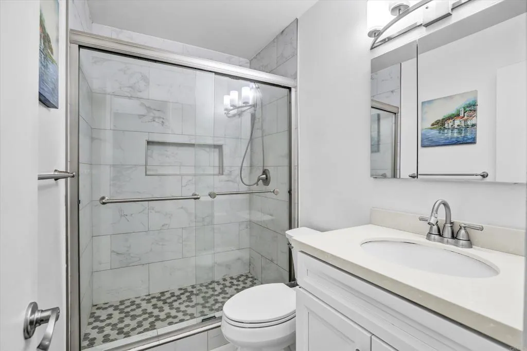 https://cdn.realtyfeed.com/cdn/127/306637502/a62a78606a3ece5c9653847410502d51.webp