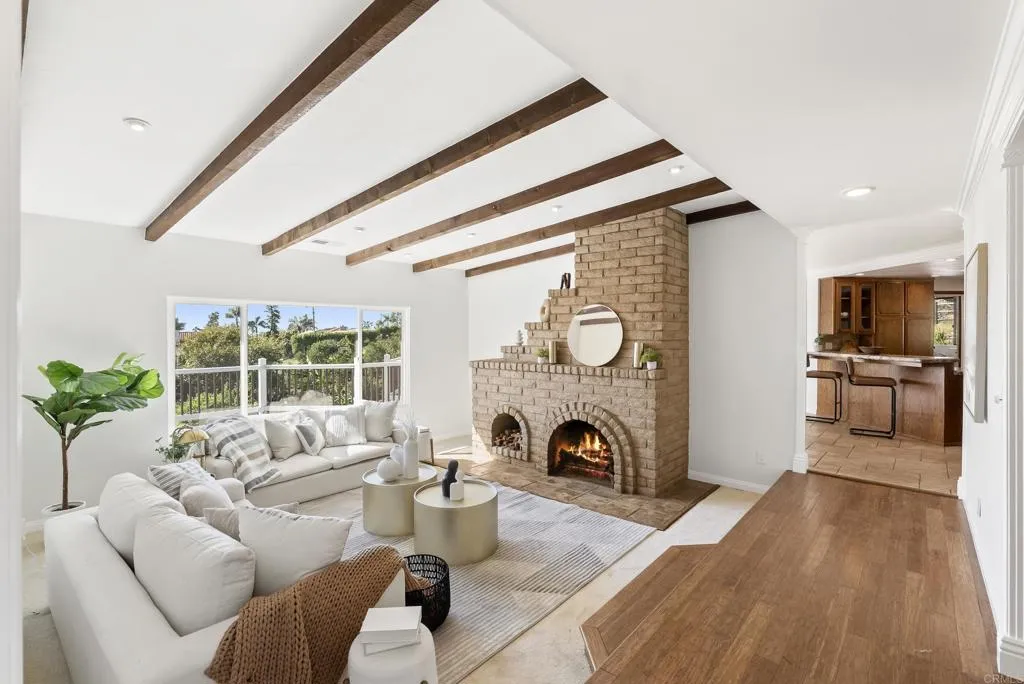 https://cdn.realtyfeed.com/cdn/127/306637539/782ceb59044ad6a3da75587957cac576.webp