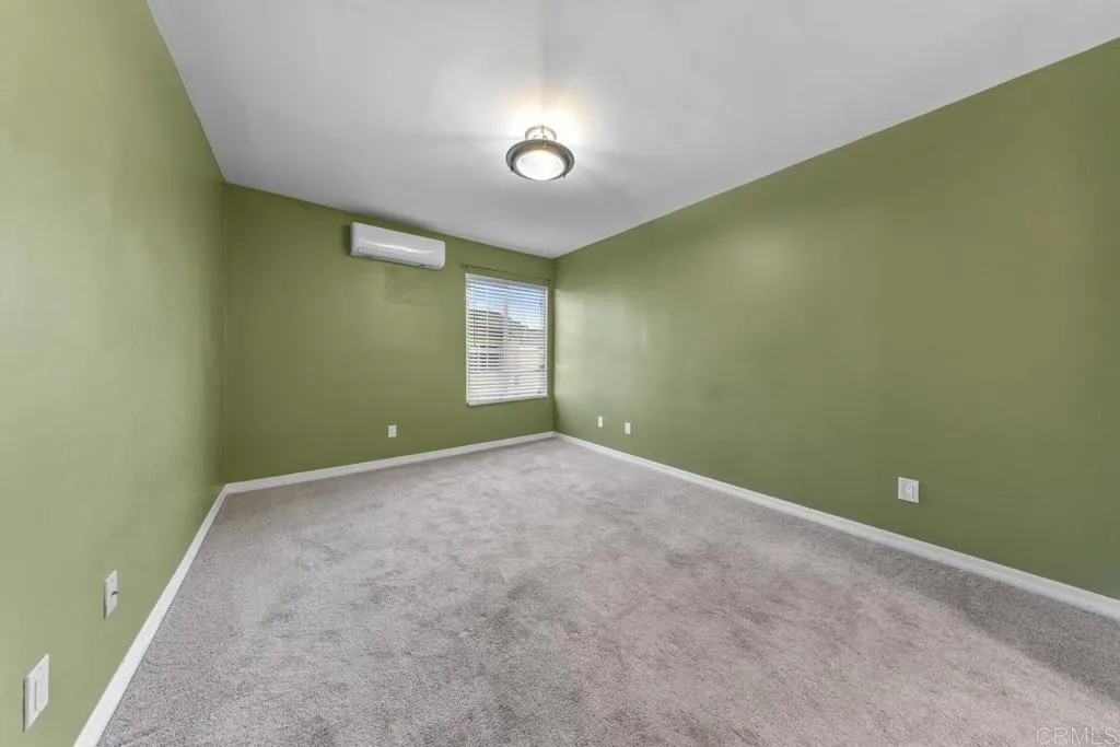 https://cdn.realtyfeed.com/cdn/127/306637571/50c064d89d0ba7d0d7167c682e6b25a3.webp
