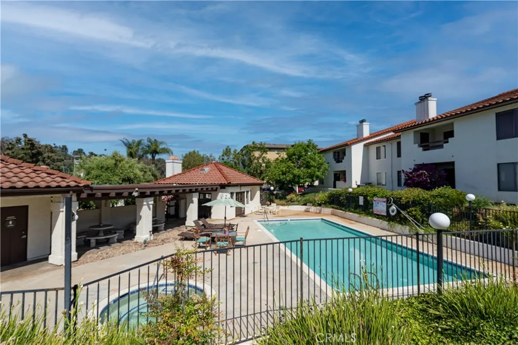 Photo #17: SW26027165 Listing: Photo #17