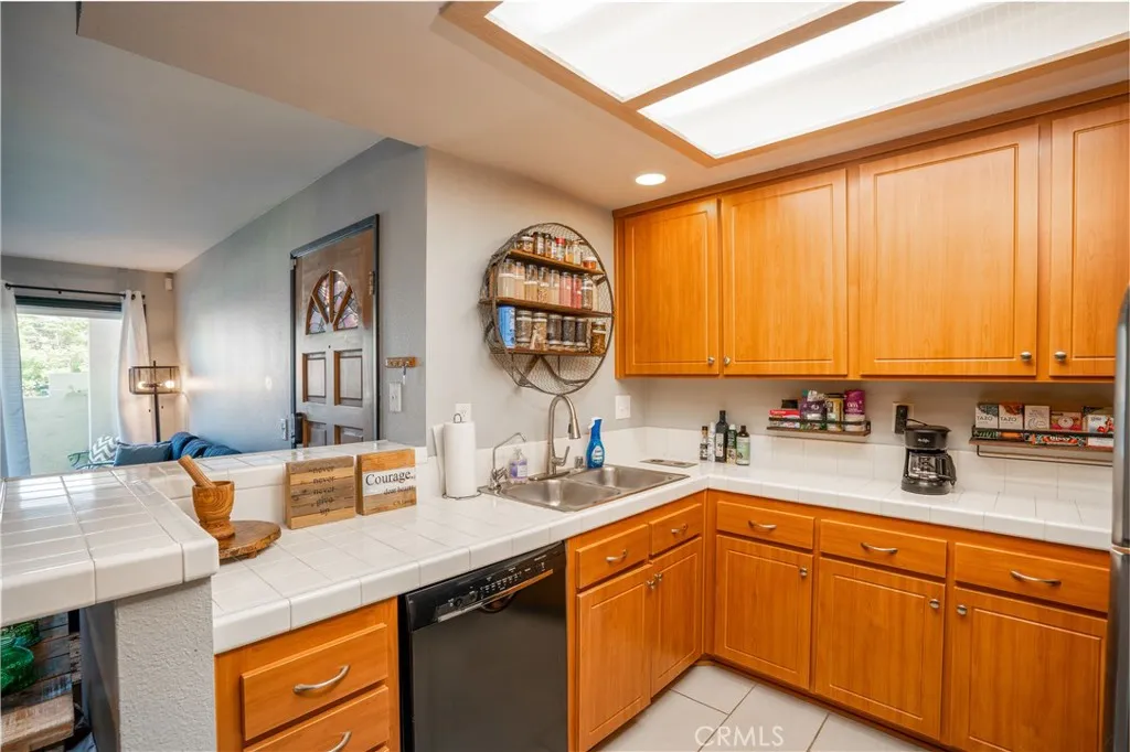 Photo #4: SW26027165 Listing: Photo #4