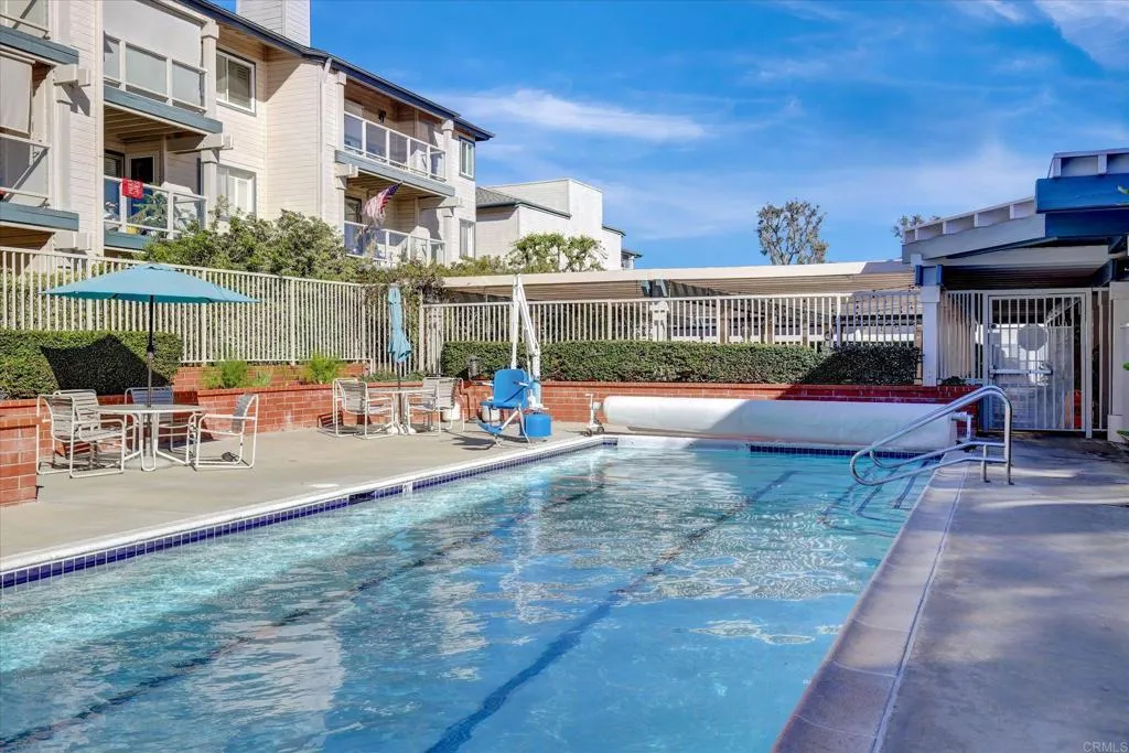 https://cdn.realtyfeed.com/cdn/127/306637596/bf2f7bde923159b9a15599148c7e367c.webp