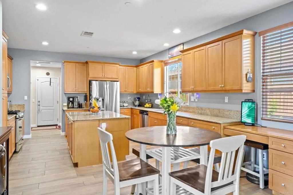 https://cdn.realtyfeed.com/cdn/127/306637597/54ab5ec26446959fa5cfed52dcffba1b.webp