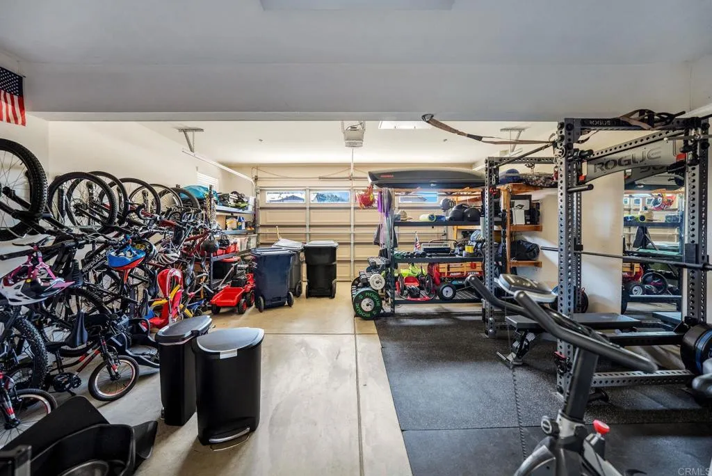 https://cdn.realtyfeed.com/cdn/127/306637597/7ae8dfadeb7ffacdc011e78bf3523857.webp