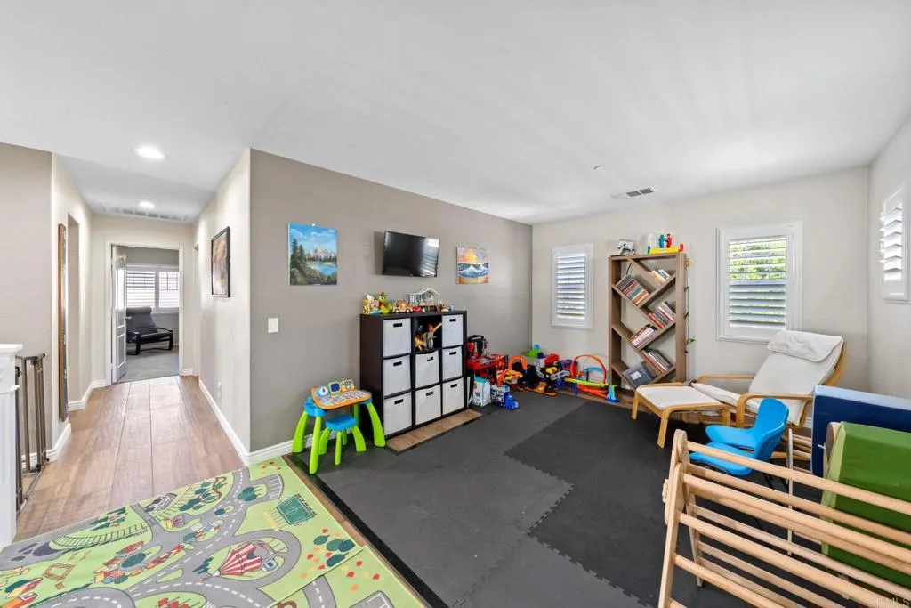 https://cdn.realtyfeed.com/cdn/127/306637597/b1b3493c139d50d789fc364ff4ee60fe.webp