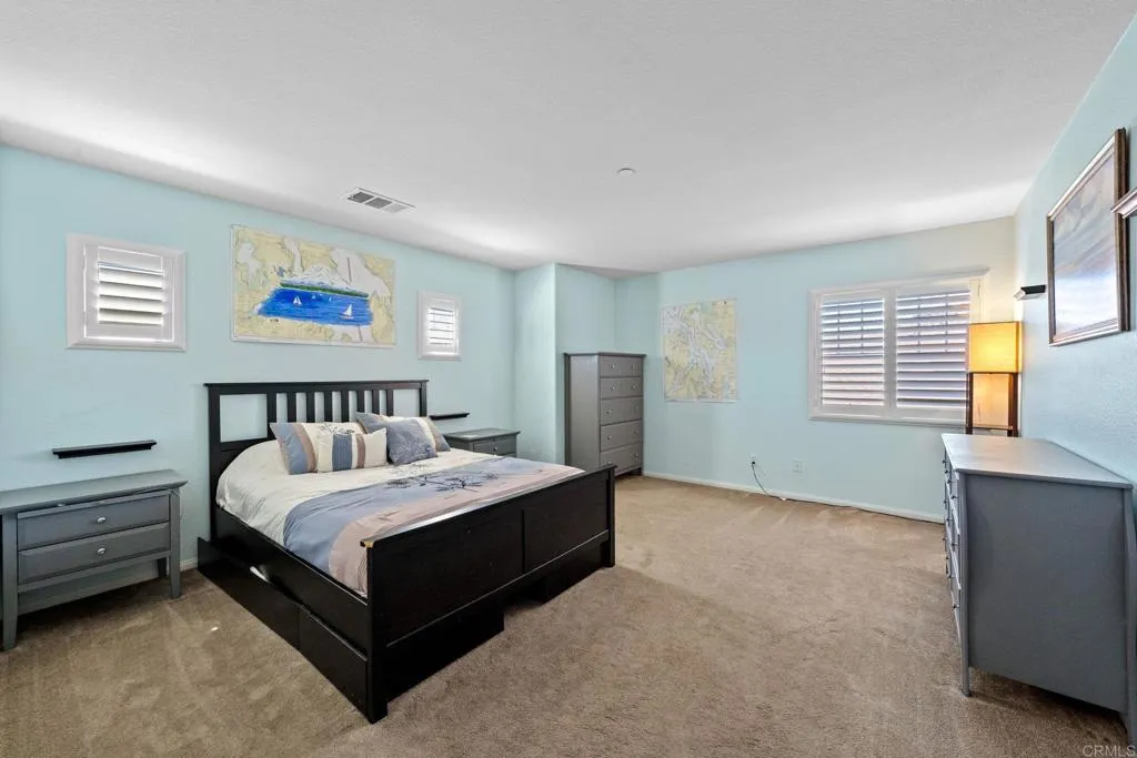 https://cdn.realtyfeed.com/cdn/127/306637597/dfd0d85e0ec79a77fa2aeb4b99fb669b.webp
