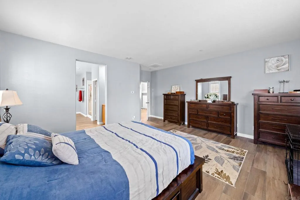 https://cdn.realtyfeed.com/cdn/127/306637597/f4ebbb8a20b7c22f4354845b4009ecbd.webp