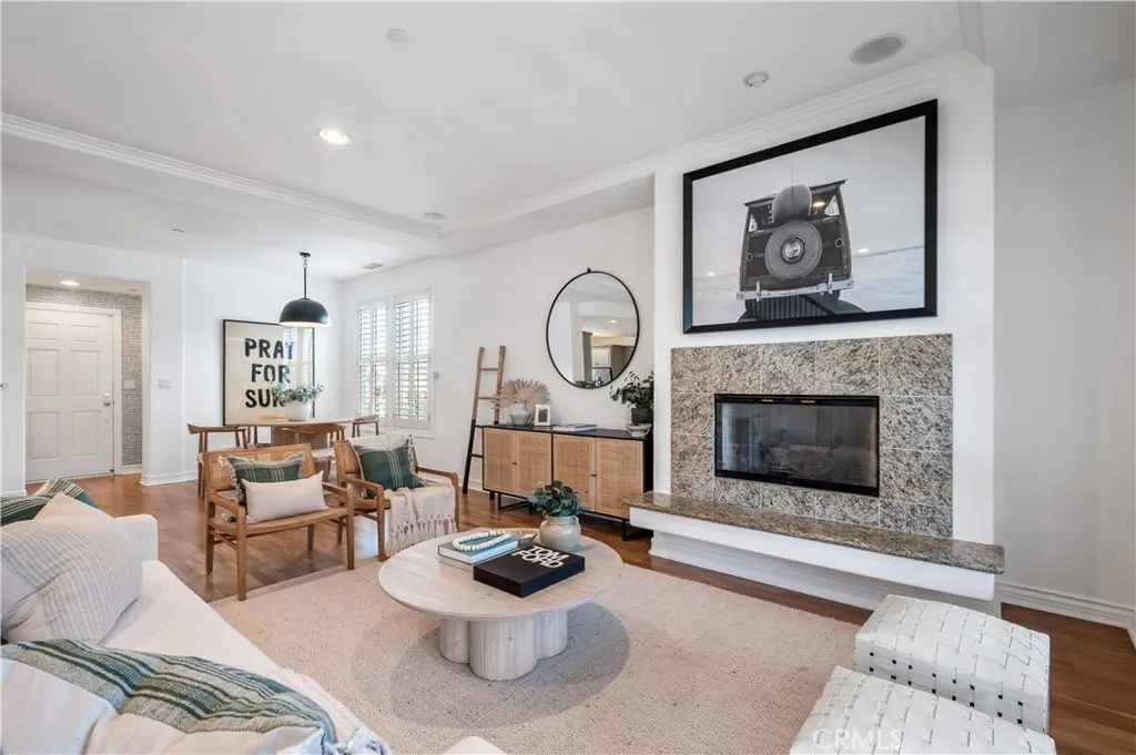 311 Aviation Place, Manhattan Beach, CA 90266 - Photo 5 of 53, Manhattan Beach, CA