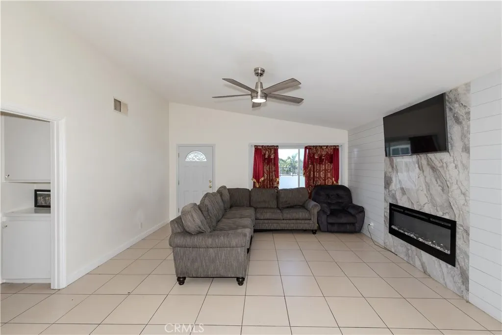 24201 Jagger, Lake Forest, CA 92630 - Photo 5 of 26, Lake Forest, CA