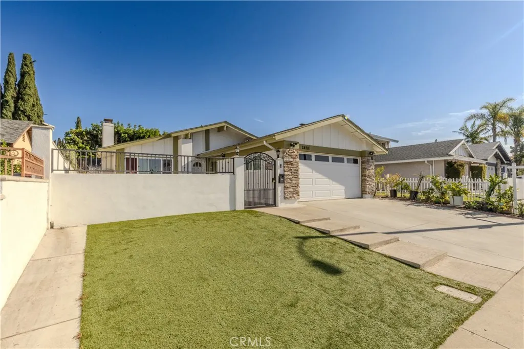 Lake Forest, CA 92630