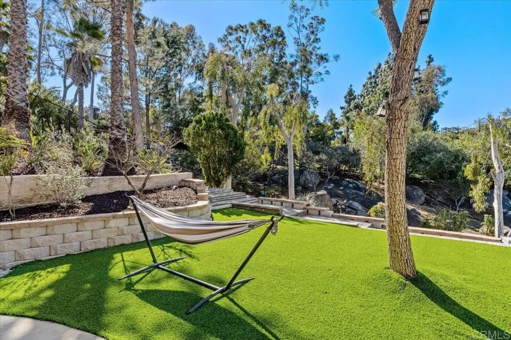 https://cdn.realtyfeed.com/cdn/127/306637720/13c8b80db9f1bc117901237115760139.webp