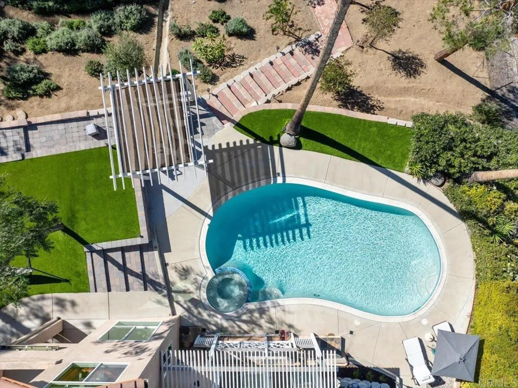 https://cdn.realtyfeed.com/cdn/127/306637720/2f2704188ec7d11a7ac94a831ddb150c.webp