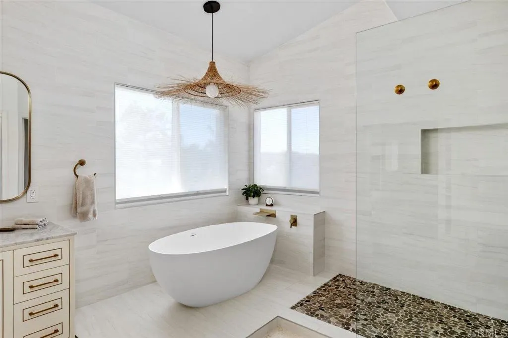 https://cdn.realtyfeed.com/cdn/127/306637720/4b9b0c404b5c14d70915d1e9a47d03ef.webp