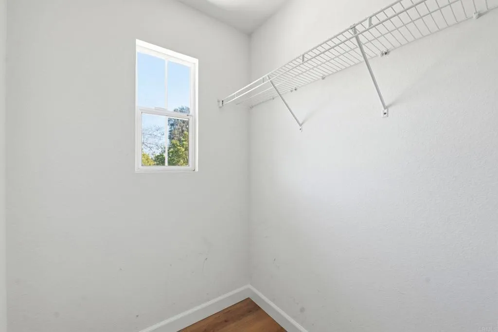 https://cdn.realtyfeed.com/cdn/127/306637789/031ff3c5be724594c0a6e5a242ad15ec.webp