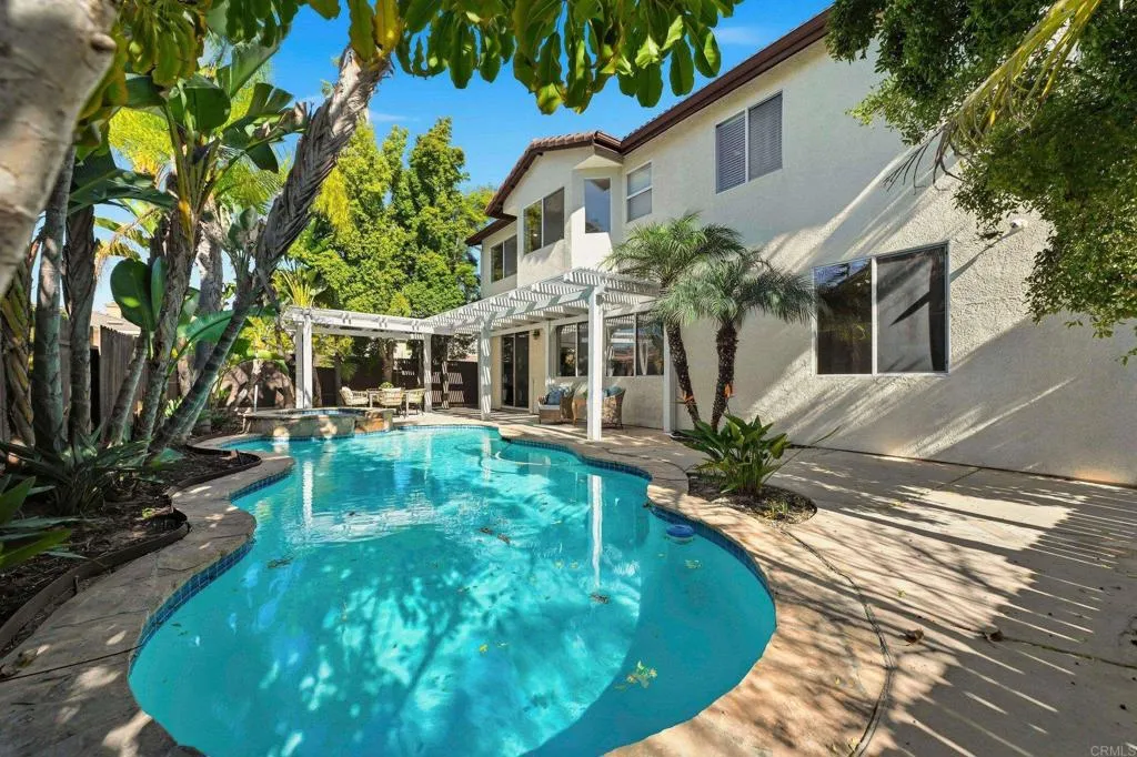 https://cdn.realtyfeed.com/cdn/127/306637789/4db866406471cd3c58884995a32c788f.webp