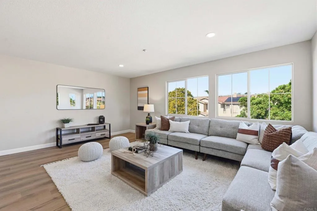 https://cdn.realtyfeed.com/cdn/127/306637789/523ada524bd57d4d7064444c6da3f4fc.webp