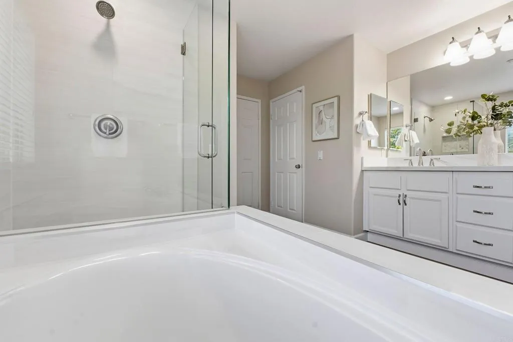 https://cdn.realtyfeed.com/cdn/127/306637789/9f71e65b4805358c6a02e5222b4ad820.webp