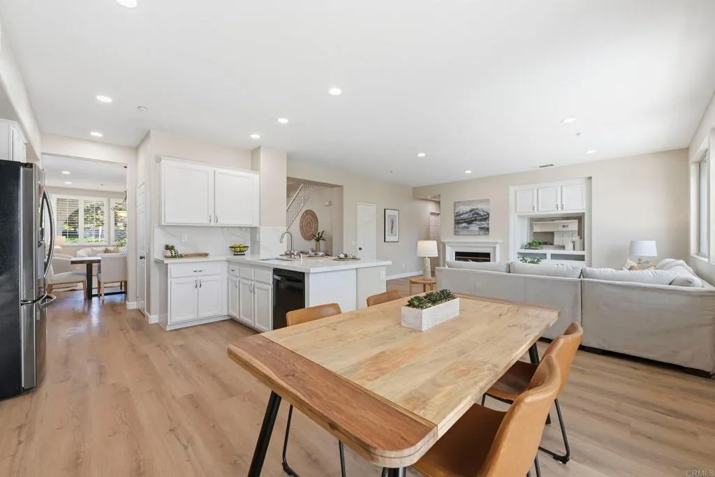 https://cdn.realtyfeed.com/cdn/127/306637789/f08466d2fe2c70955582e99c86e3a918.webp