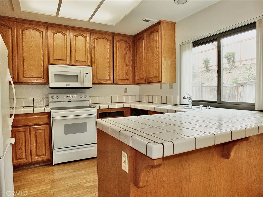 Photo #6: PW26026180 Listing: Photo #6