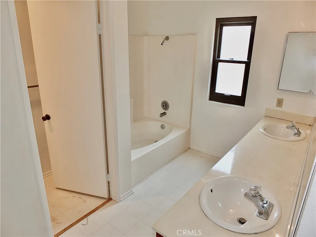 Photo #22: PW26026180 Listing: Photo #22