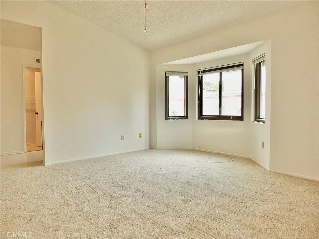 Photo #14: PW26026180 Listing: Photo #14