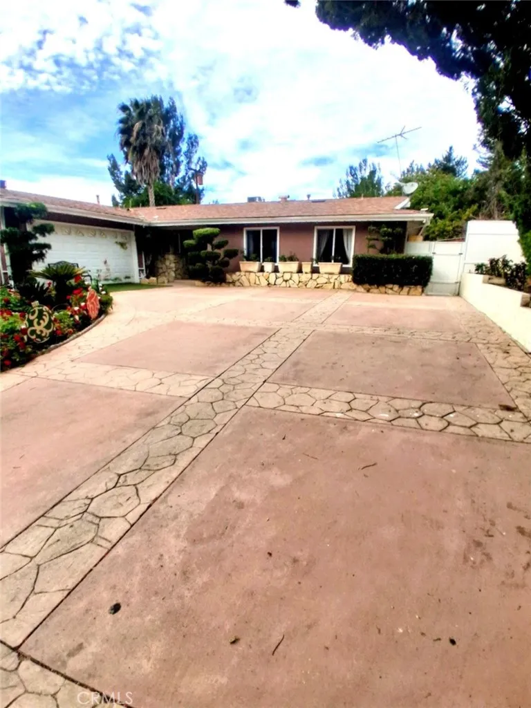 Granada Hills, CA 91344