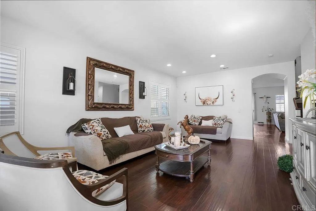 https://cdn.realtyfeed.com/cdn/127/306637896/42e1ef5a53b3146d1ad263bf8265c637.webp