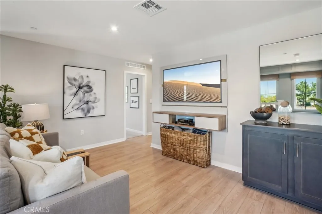 6341 Sierra Vista Lane, Fontana, CA, 92336