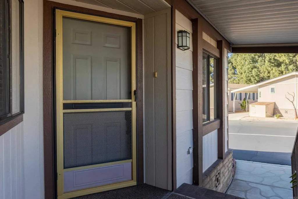 https://cdn.realtyfeed.com/cdn/127/306637994/94d1c6ae71f3120c385368ed3d390259.webp