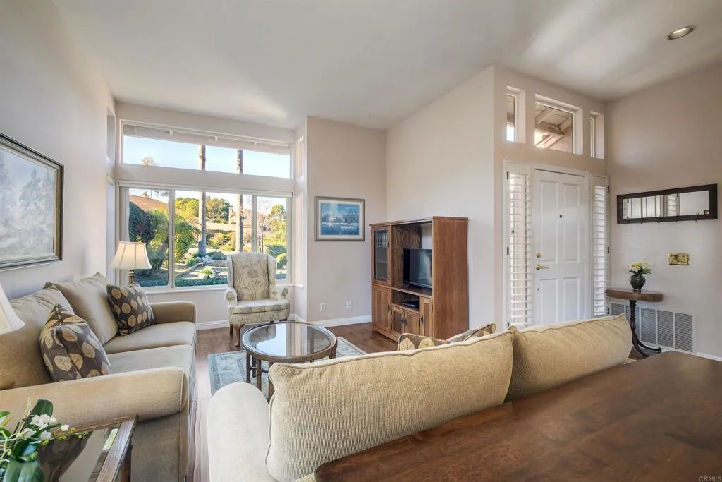 https://cdn.realtyfeed.com/cdn/127/306638006/12b29cd64dd469c14f924f7d8e54a635.webp