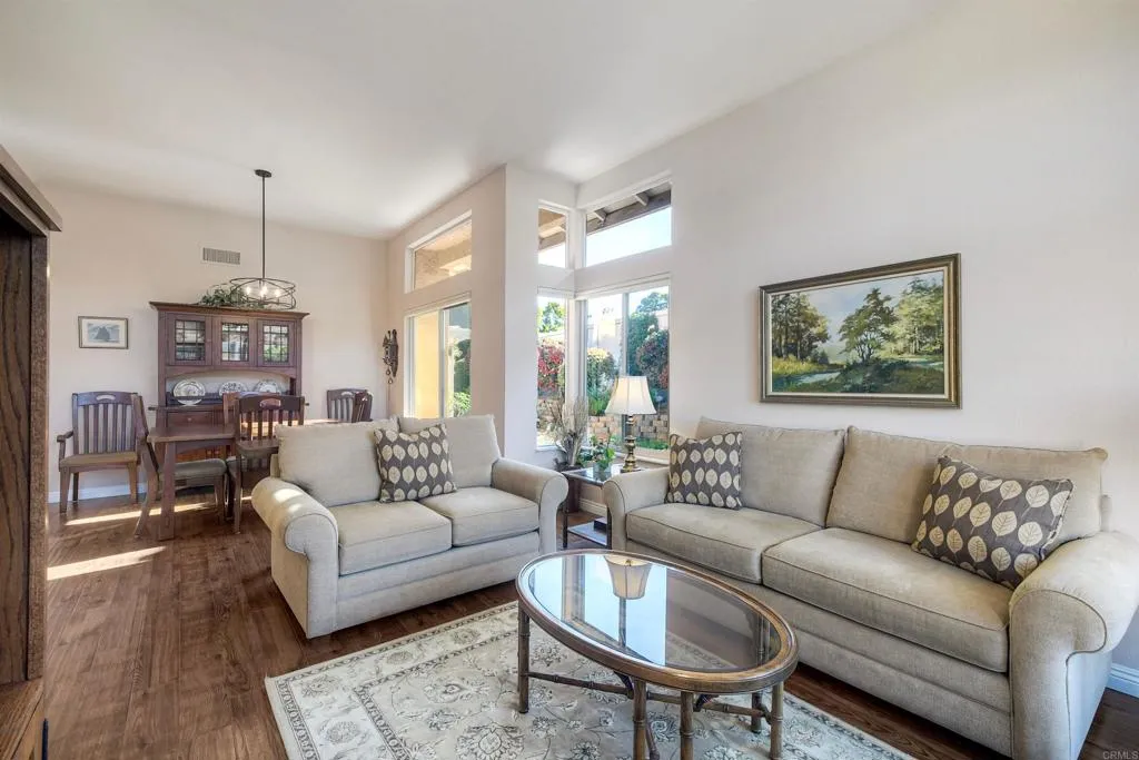 https://cdn.realtyfeed.com/cdn/127/306638006/831b58b5e28ffaac8c181929cc12d902.webp