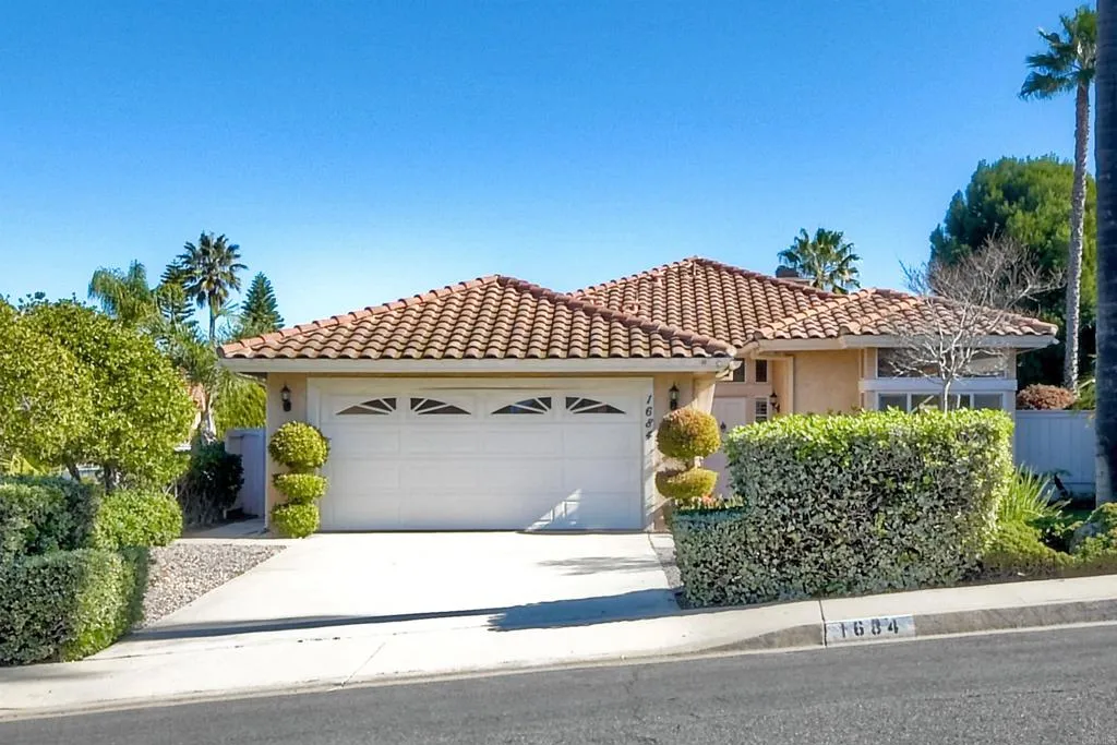 https://cdn.realtyfeed.com/cdn/127/306638006/9d3b6cee58283792e58cc8e301188204.webp