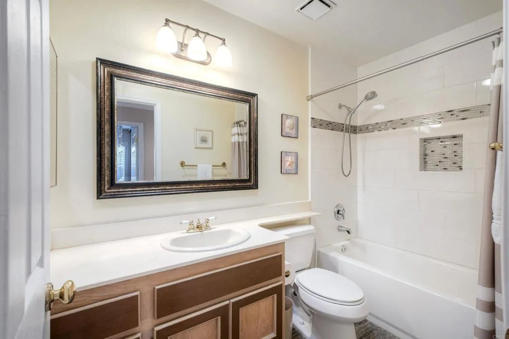 https://cdn.realtyfeed.com/cdn/127/306638006/d49bd0a230d271c0d11427527966216c.webp