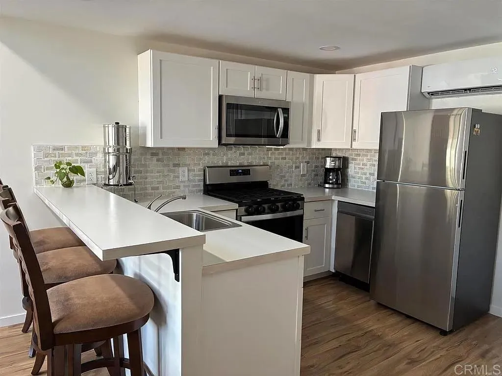 https://cdn.realtyfeed.com/cdn/127/306638059/1add5b05659090e830da38666df89473.webp