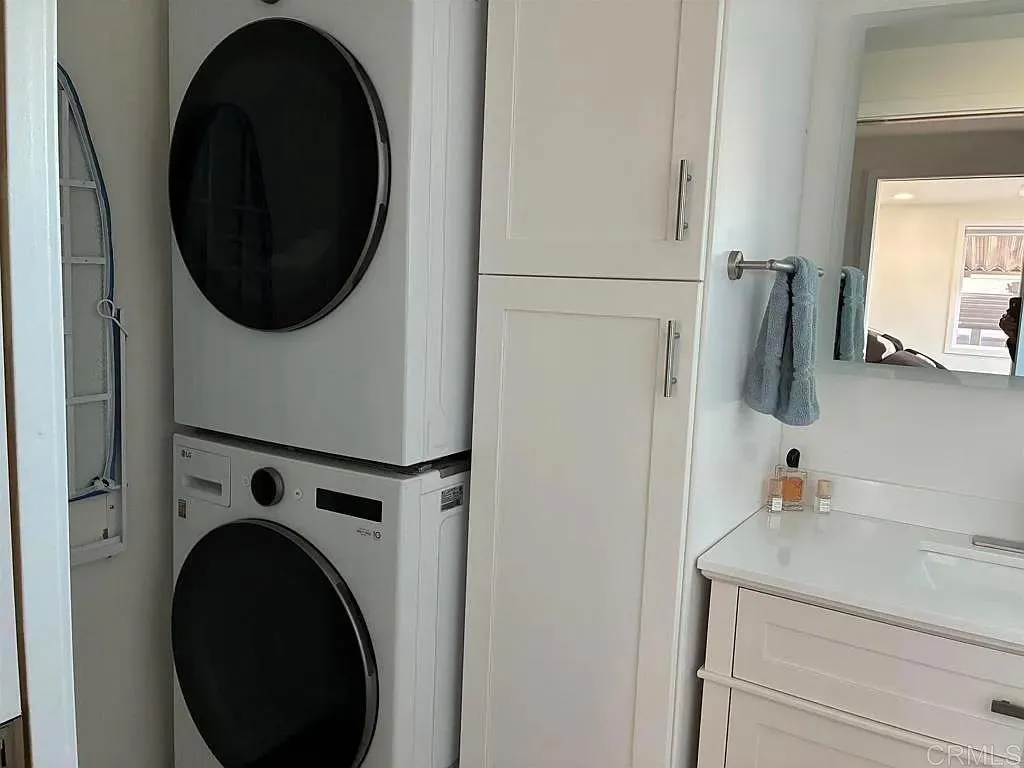 https://cdn.realtyfeed.com/cdn/127/306638059/43184845489e8dab2455670458c6add5.webp