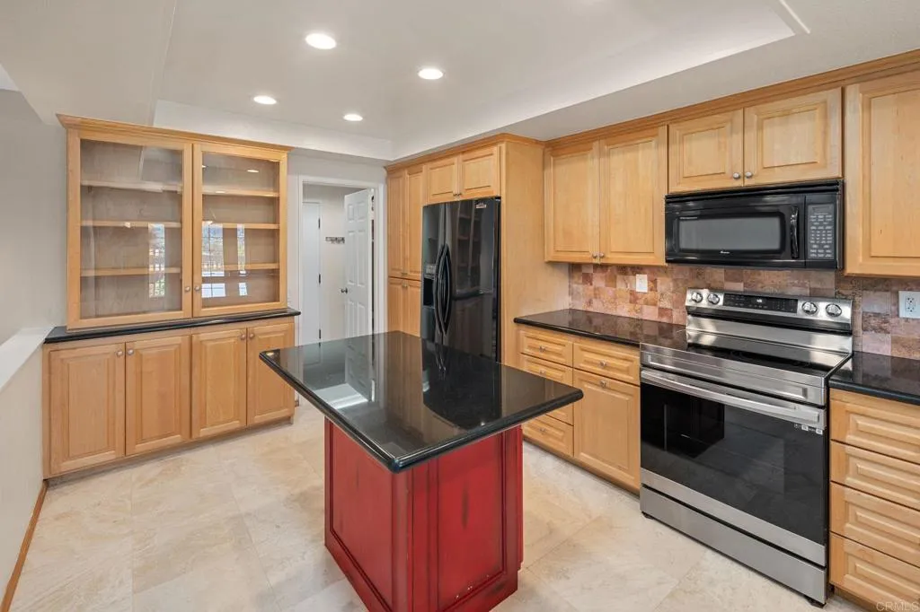 Photo #16: PTP2600973 Listing: Photo #16