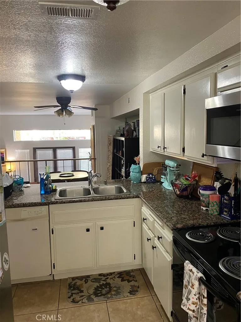 Photo #5: SW26027882 Listing: Photo #5