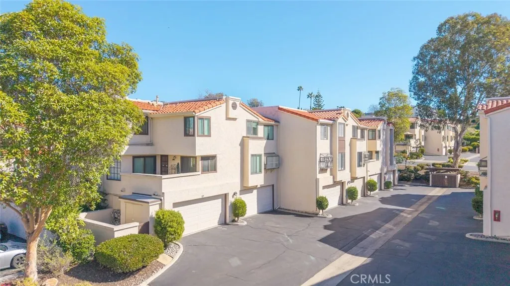 https://cdn.realtyfeed.com/cdn/127/306638099/269c70f53eddc1543a4c0468722b555c.webp