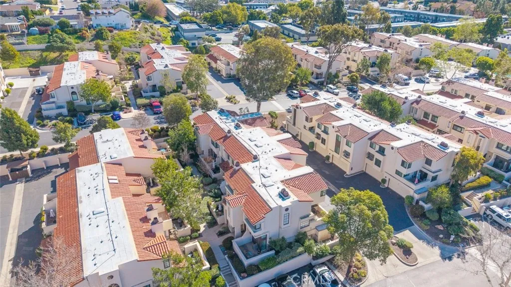 https://cdn.realtyfeed.com/cdn/127/306638099/ce0cef443ba17c006adf9f66f30fd897.webp