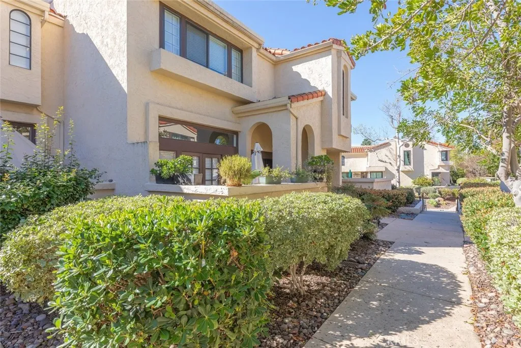 https://cdn.realtyfeed.com/cdn/127/306638099/dda7becdf98a19cf7f7ed27952eec645.webp