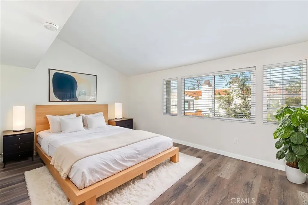https://cdn.realtyfeed.com/cdn/127/306638099/e461ffb73e72e3138abc16890764e3a5.webp