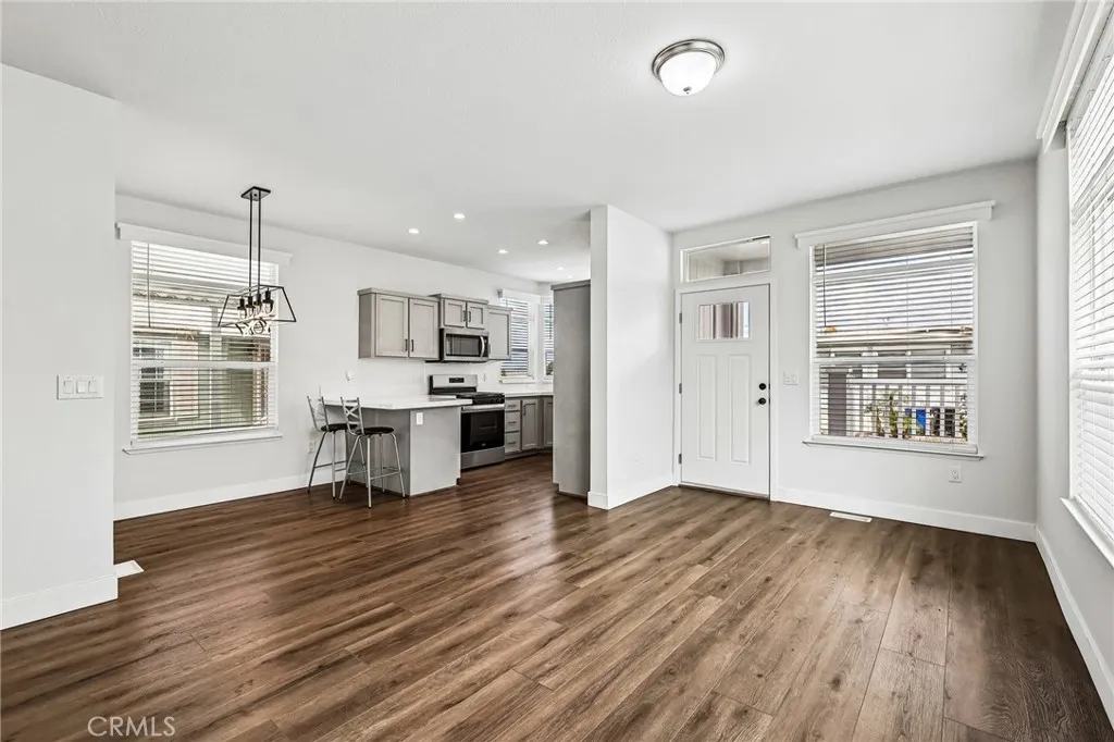 https://cdn.realtyfeed.com/cdn/127/306638122/0684b8b0d51f1e279c4f2c2b63c29d51.webp