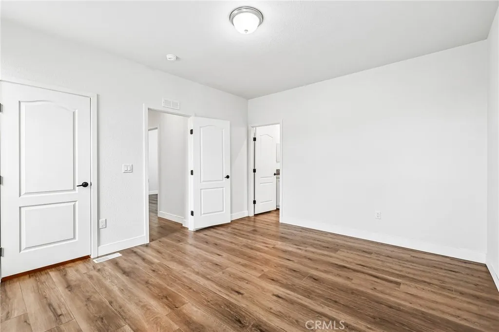 https://cdn.realtyfeed.com/cdn/127/306638122/be5d490d6c97ccf6a8521ebd813148a5.webp