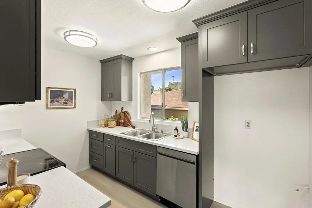 Photo #7: NDP2601224 Listing: Photo #7