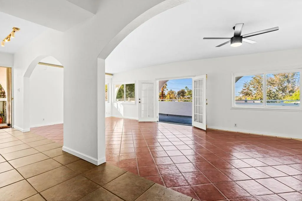 Photo #7: PTP2600977 Listing: Photo #7