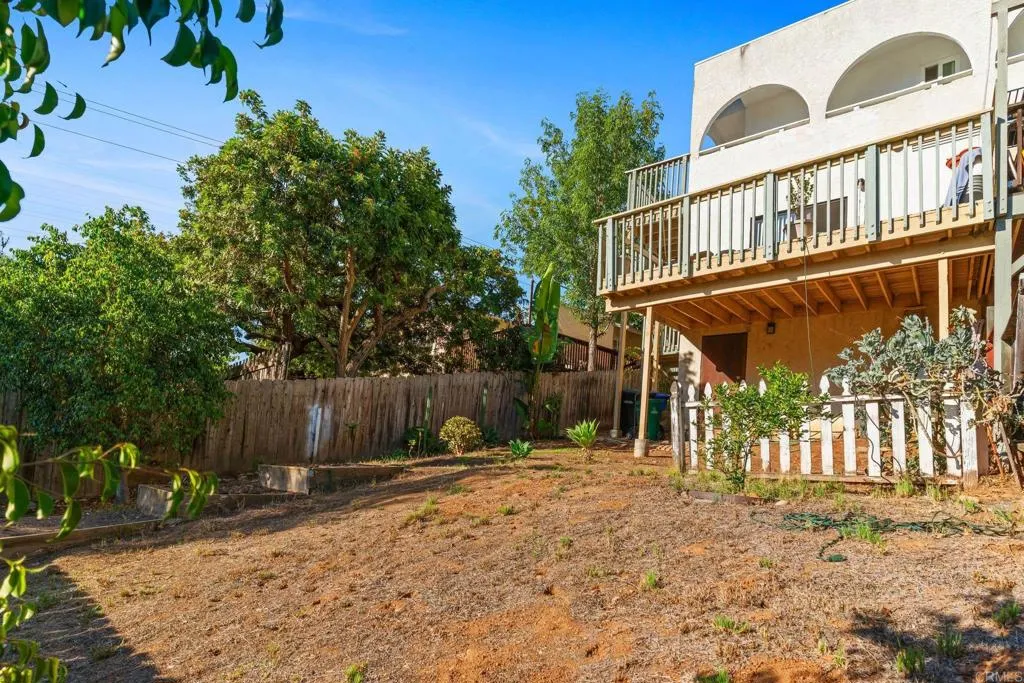 Photo #33: PTP2600977 Listing: Photo #33
